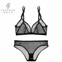 FDBL7111403 Damen heißen sexy bequemen Netz-BH-Sets sexy transparenten Dreieck Wireless Tüll BH kurze Panty Set